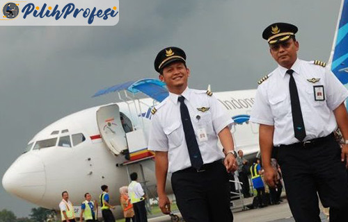 Besaran Upah Pilot Garuda Indonesia