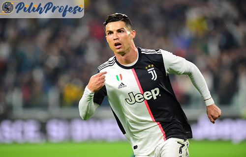 Gaji Ronaldo Per Minggu yang Bisa Dikatakan Sangat Fantastis