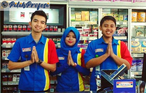 Tugas Pramuniaga Indomaret