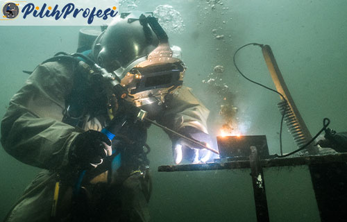 Tunjangan Welding Underwater